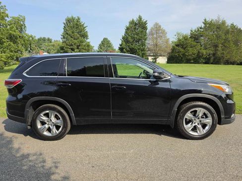 Used 2015 Toyota Highlander Limited AWD/4WD image 5