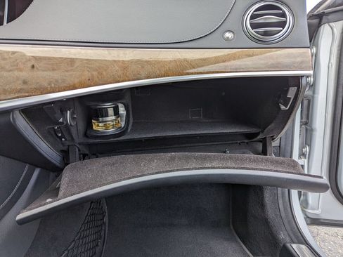 Used 2015 Mercedes-Benz S 550 4MATIC Sedan image 36