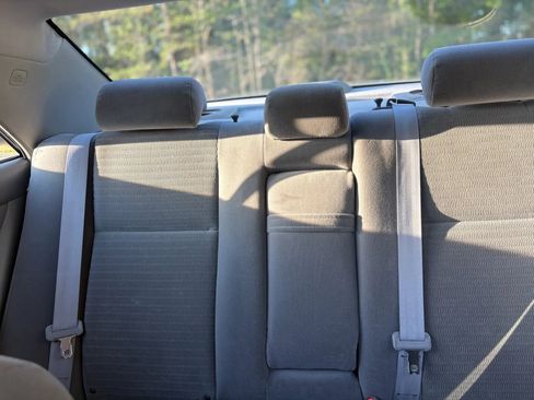 Used 2006 Toyota Camry XLE FWD image 31