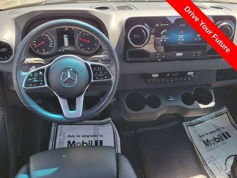 Used 2024 Mercedes-Benz Sprinter 2500 image 6
