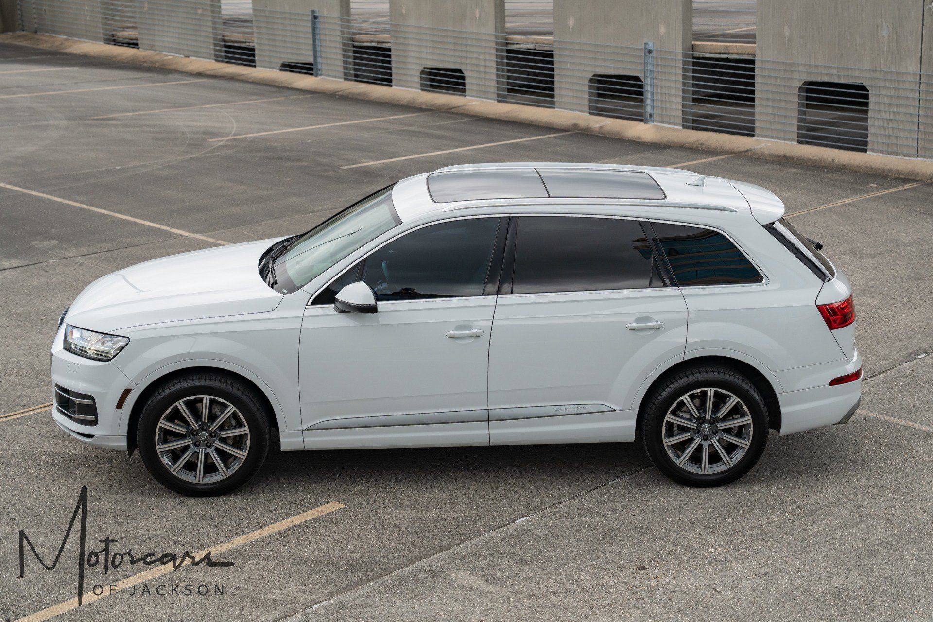 Used 2018 Audi Q7 3.0T Prestige AWD/4WD image 5