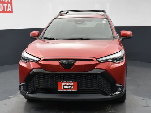 Used 2023 Toyota Corolla Cross XSE w/ Convenience Package image 7