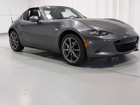 Used 2019 MAZDA MX-5 Miata RF Grand Touring image 7