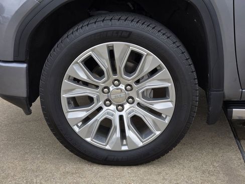 Used 2021 GMC Sierra 1500 Denali w/ Denali Ultimate Package image 11