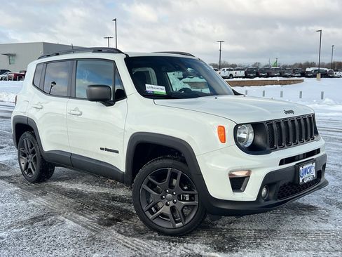 Used 2021 Jeep Renegade Latitude w/ Sun & Sound Group image 6