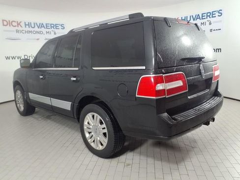 Used 2012 Lincoln Navigator 4WD image 6