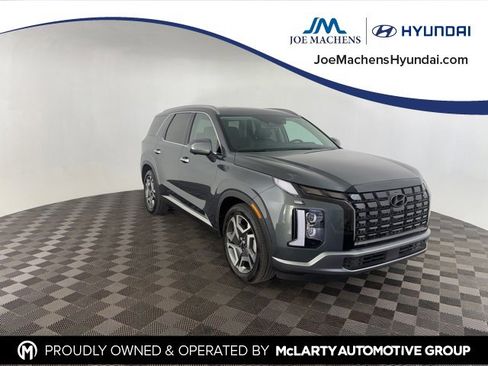 Certified 2025 Hyundai Palisade Limited image 2