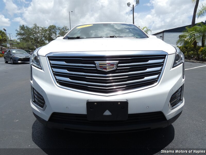 Used 2017 Cadillac XT5 Luxury AWD/4WD image 4