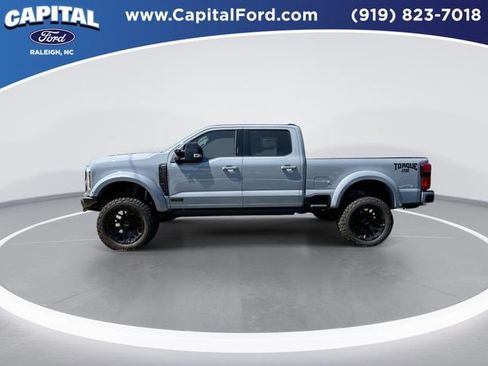 New 2026 Ford F250 Lariat w/ Black Appearance Package AWD/4WD image 5