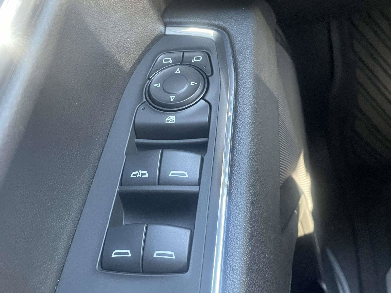 Used 2023 Chevrolet Silverado 1500 RST AWD/4WD image 34