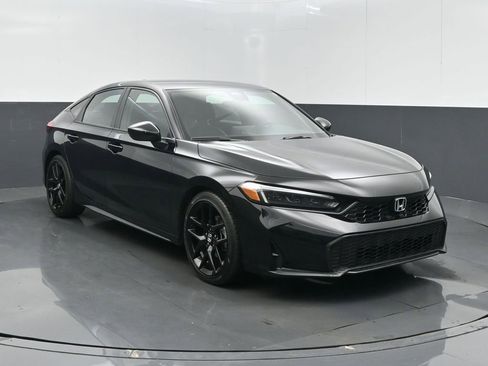 Certified 2025 Honda Civic Sport image 2