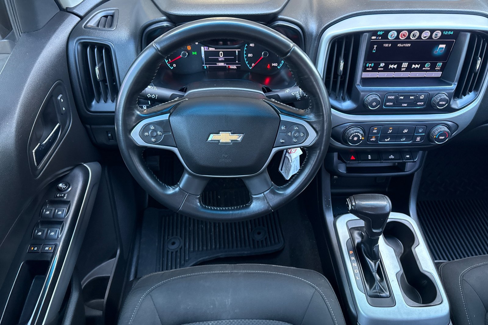 Used 2018 Chevrolet Colorado LT w/ LT Convenience Package AWD/4WD image 15