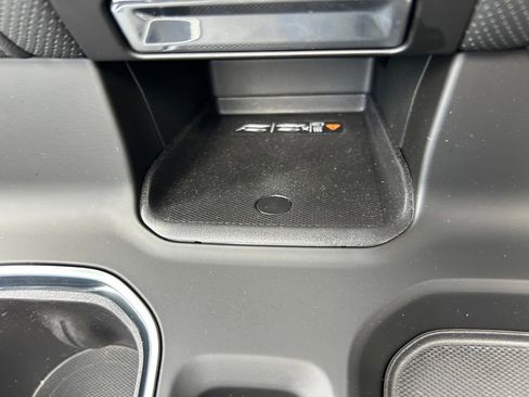 Used 2025 GMC Sierra 1500 SLT w/ SLT Premium Package image 42