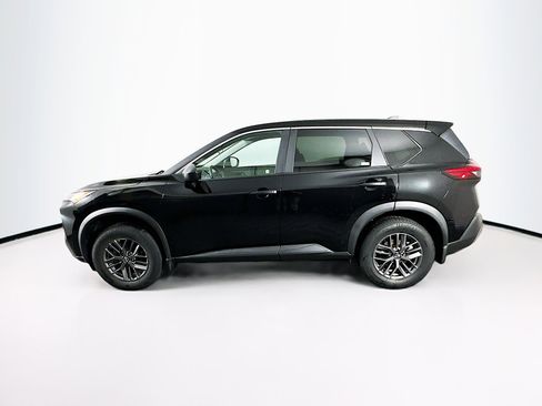 Used 2023 Nissan Rogue S image 4