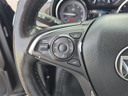 Used 2019 Buick Envision Essence image 25