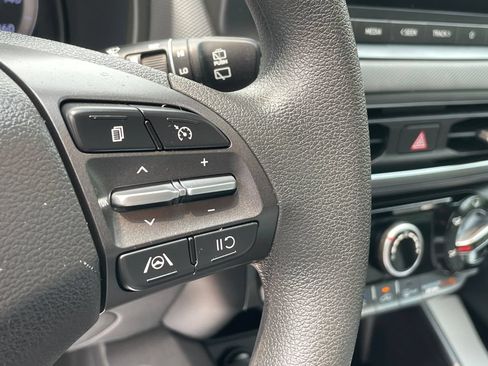 Used 2023 Hyundai Kona SEL w/ Cargo Package AWD/4WD image 29