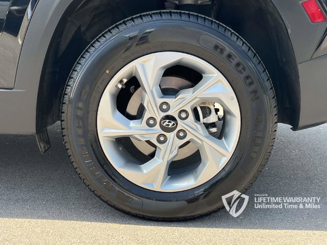 Used 2024 Hyundai Tucson SE AWD/4WD image 12