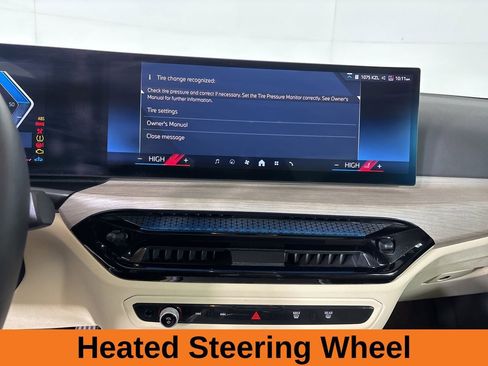 Used 2025 BMW 330i Sedan image 15