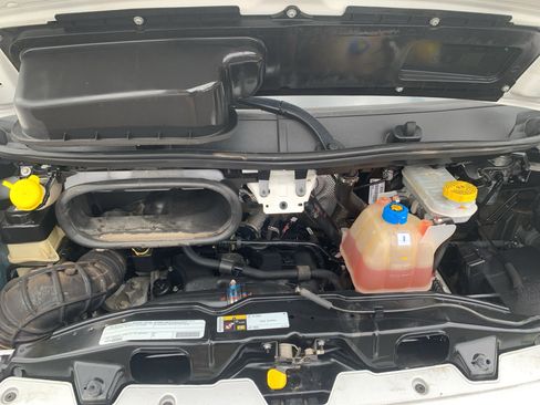 Used 2021 RAM ProMaster 2500 FWD image 11