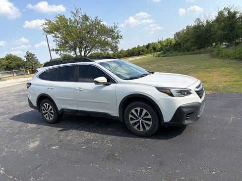 Used 2020 Subaru Outback Premium AWD/4WD image 1