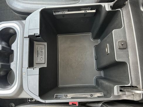 Used 2019 GMC Sierra 1500 SLT w/ SLT Premium Plus Package image 32