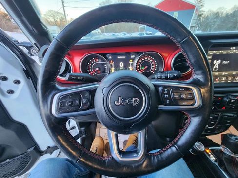 Used 2019 Jeep Wrangler Unlimited Rubicon w/ Dual Top Group image 18