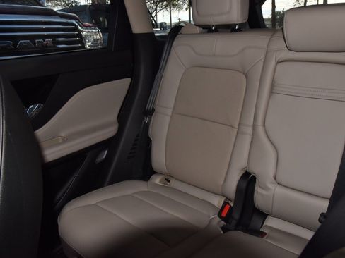 New 2026 Lincoln Corsair Reserve image 19