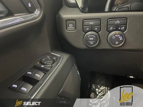 Used 2024 Chevrolet Silverado 1500 LT AWD/4WD image 25