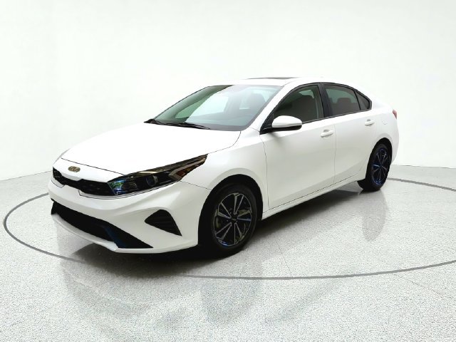 Certified 2023 Kia Forte LXS FWD image 1