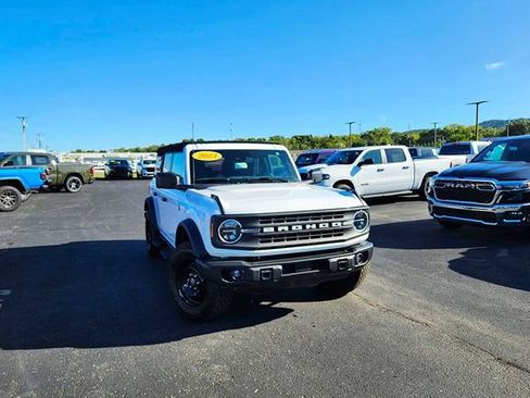 Used 2023 Ford Bronco Black Diamond AWD/4WD image 1