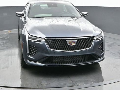 New 2025 Cadillac CT4 V w/ Super Cruise Package image 3