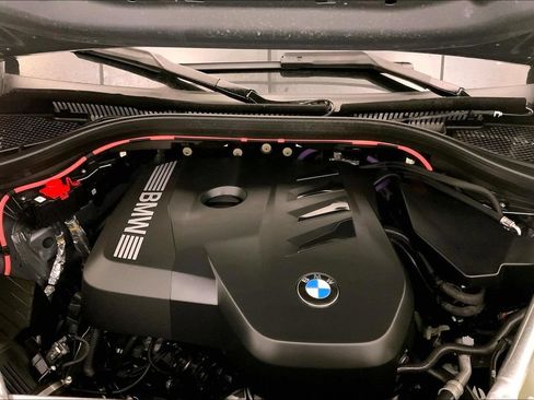 Used 2025 BMW X3 xDrive30i w/ Premium Package AWD/4WD image 9