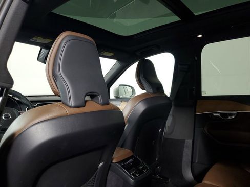 Certified 2023 Volvo XC90 B5 Plus w/ Protection Package Premier image 15