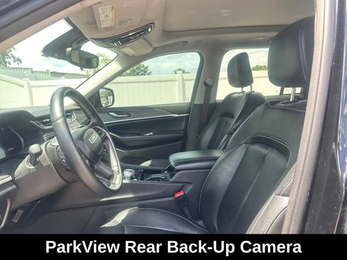 Used 2022 Jeep Grand Cherokee Limited AWD/4WD image 14
