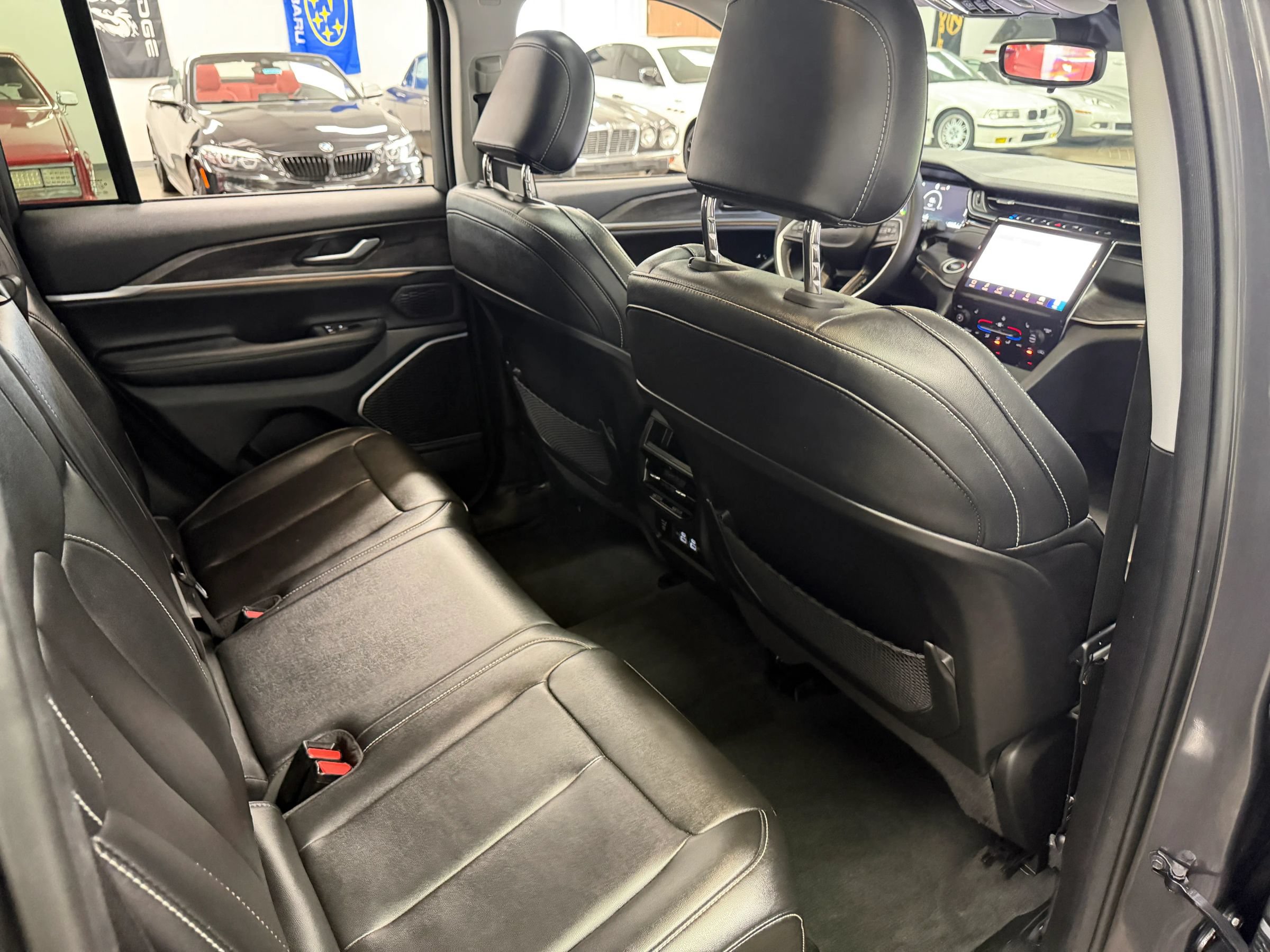 Used 2023 Jeep Grand Cherokee 4WD 4xe image 22