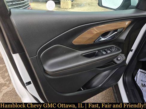 Used 2020 GMC Terrain SLE w/ Driver Convenience Package FWD image 33