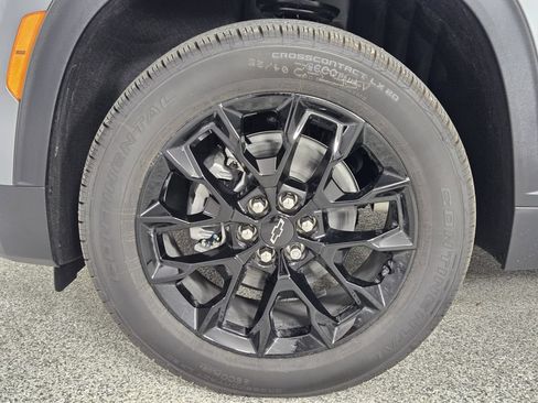 New 2026 Chevrolet Traverse LT w/ Midnight/Sport Edition FWD image 13