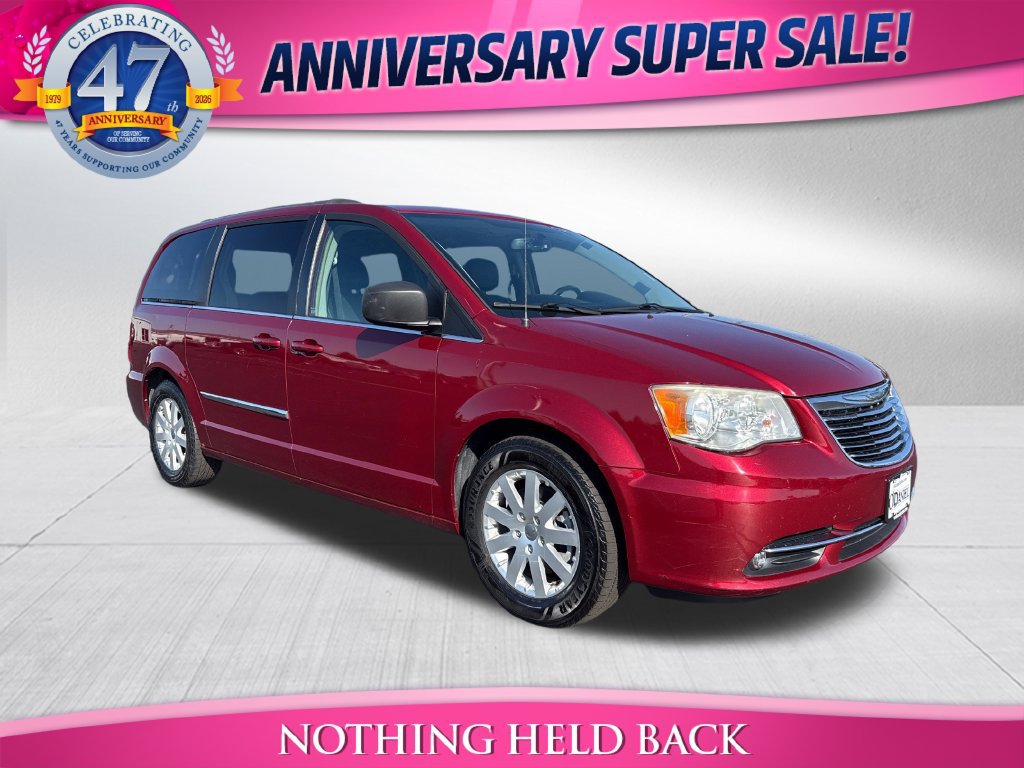 Used 2014 Chrysler Town & Country Touring FWD 360° Tour