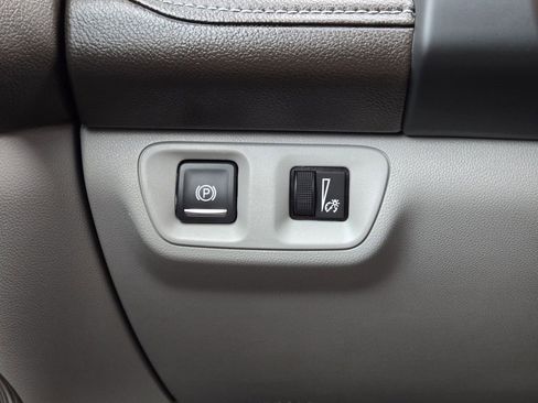 Used 2019 GMC Acadia SLT FWD image 21