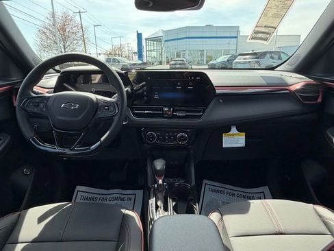 New 2026 Chevrolet TrailBlazer RS w/ Convenience Package AWD/4WD image 3
