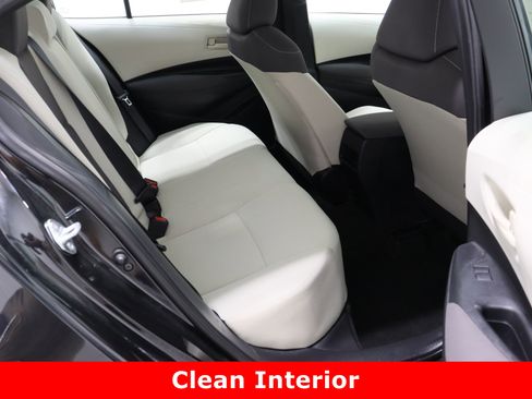 Used 2022 Toyota Corolla LE image 30