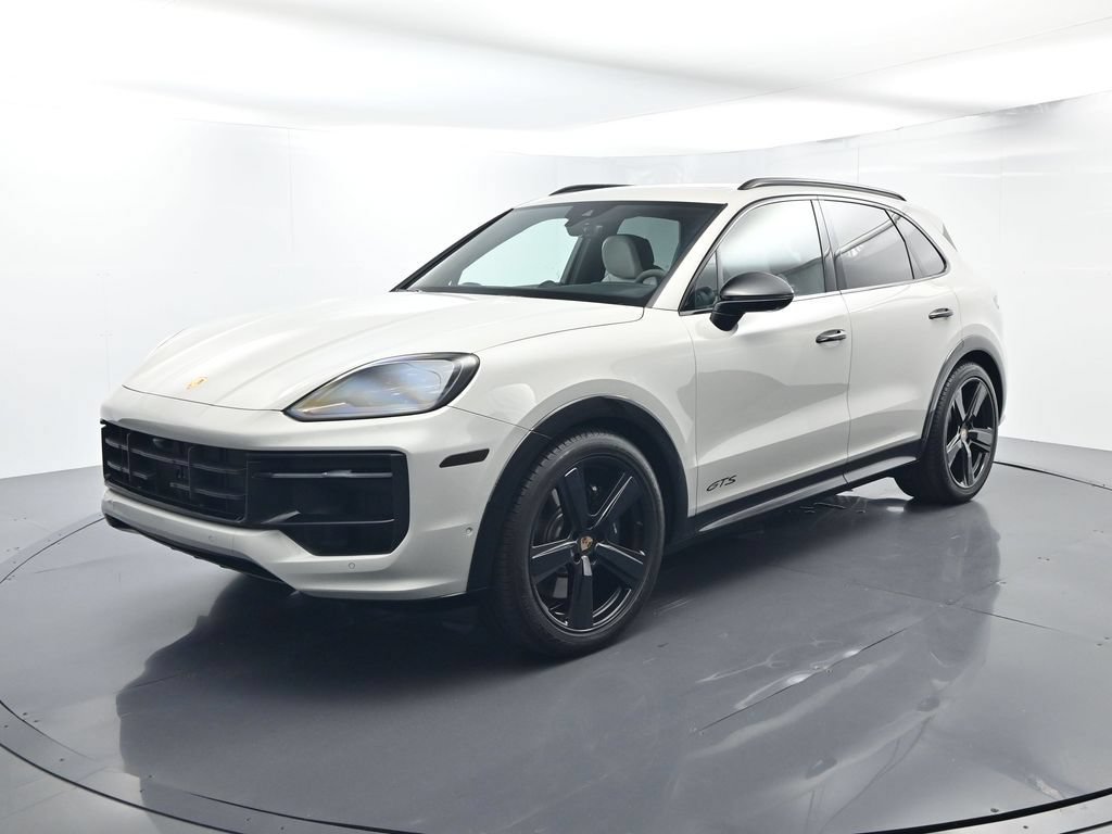 Certified 2026 Porsche Cayenne GTS AWD/4WD image 1