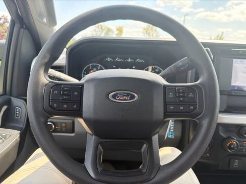 Used 2024 Ford F550 4x4 Crew Cab Super Duty image 38