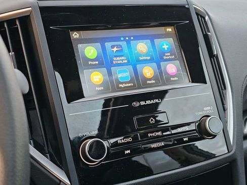 Used 2024 Subaru Forester Premium image 31