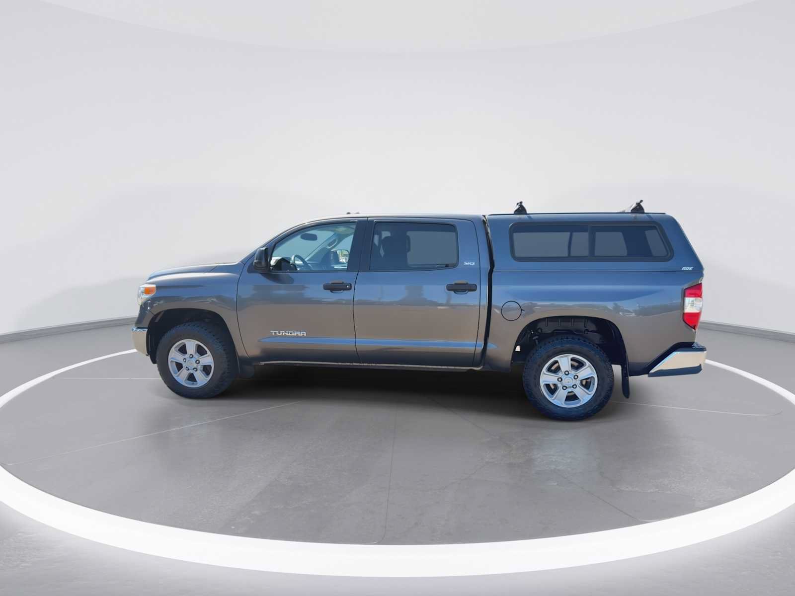 Used 2015 Toyota Tundra SR5 w/ SR5 Upgrade Package AWD/4WD image 5