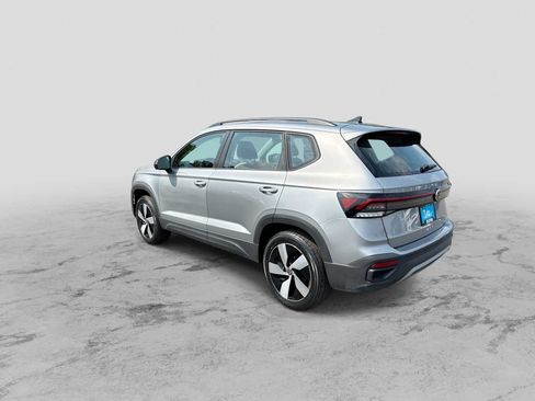 Used 2025 Volkswagen Taos S AWD/4WD image 6