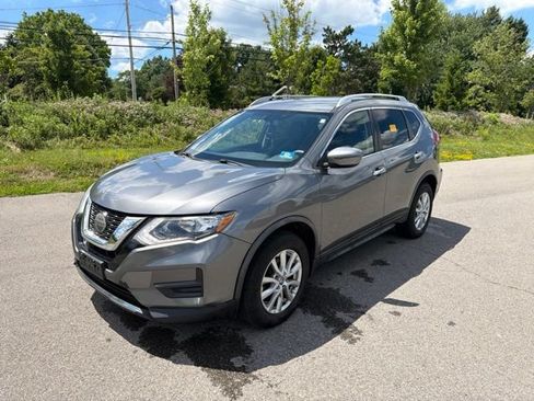 Used 2018 Nissan Rogue SV AWD/4WD image 1