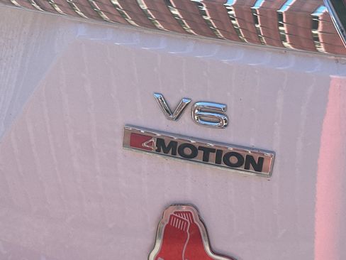 Used 2019 Volkswagen Atlas SEL Premium image 6