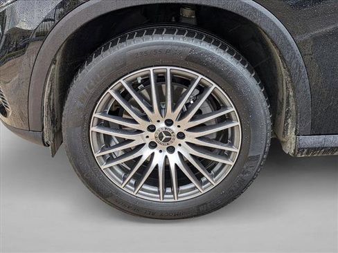 Certified 2025 Mercedes-Benz GLC 300 image 22
