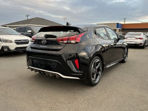 Used 2020 Hyundai Veloster Turbo image 6